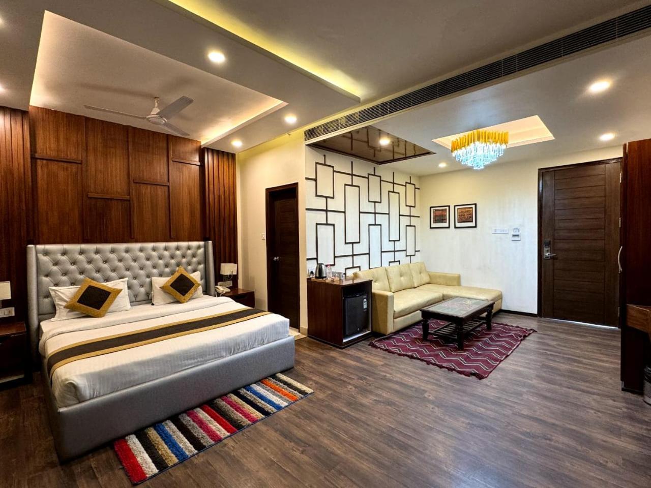 Hotel River Rhythm Assi Ghat Varanasi Exterior photo