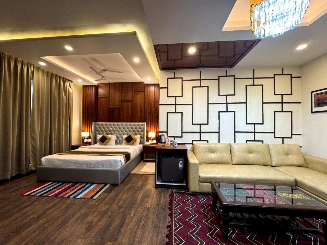 Hotel River Rhythm Assi Ghat Varanasi Exterior photo